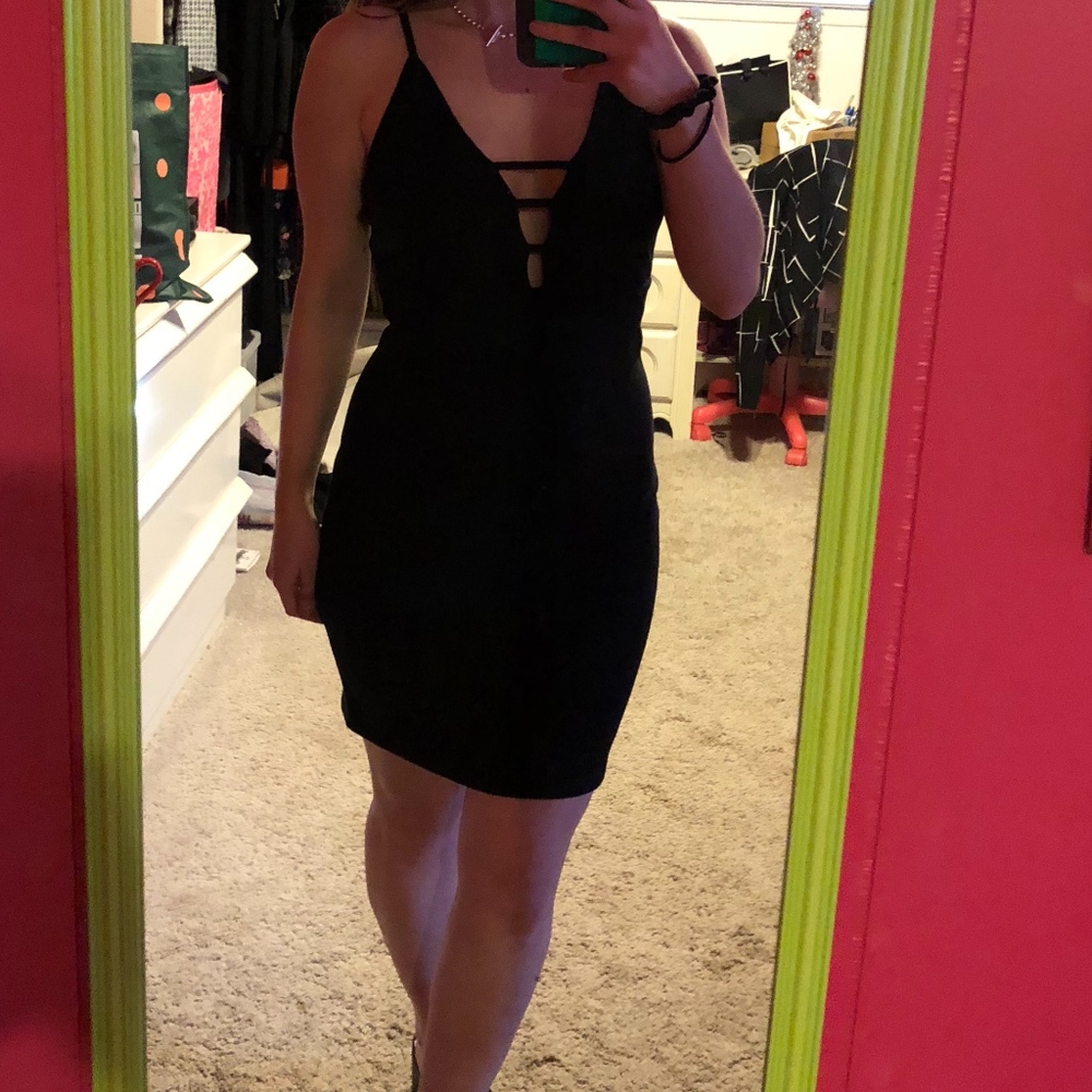 LBD Sexy Bodycon-Mini Dress Cut Out